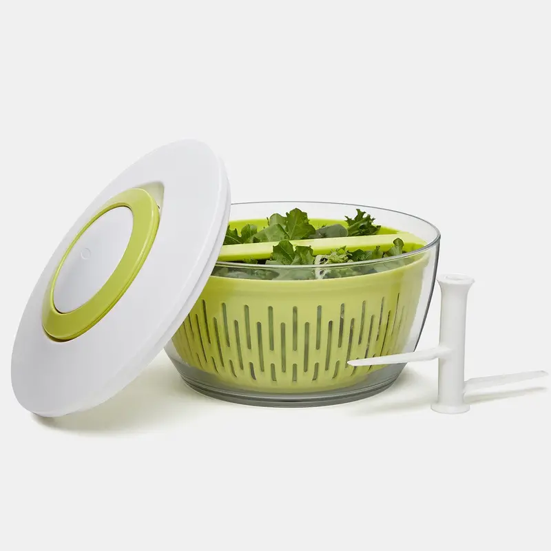 All-In-One Salad Chopper With Built-In Spinner 1