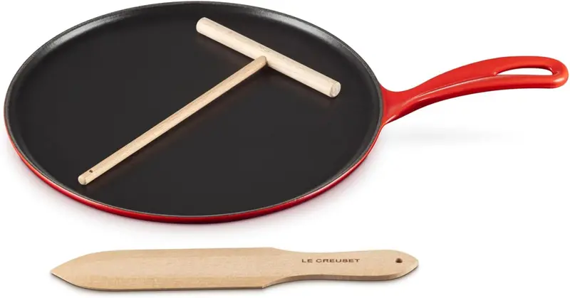 Le Creuset 10.25-Inch Traditional Round Crepe Pan – Cerise Enamel 1