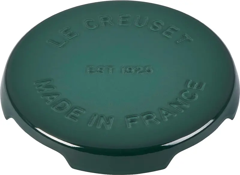 Le Creuset 8.8-Inch Signature Silicone-Trivet – Artichaut Green 1