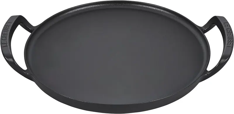 Le Creuset Alpine Outdoor 15-Inch Matte Black Pizza Pan 1