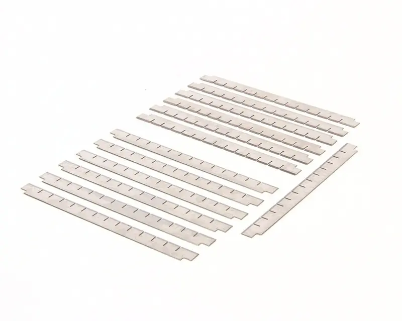 Nemco 536-1 1/4-Inch Blade Kit – Pack Of 26 Precision Cutting Blades 1