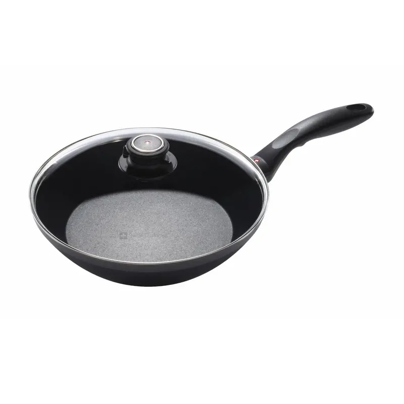 Swiss Diamond 11-Inch Edge Stir-Fry Pan With Tempered Glass Lid 1