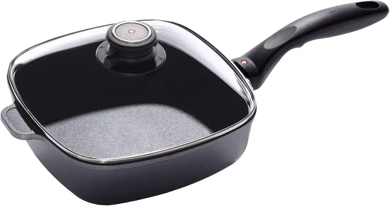 Swiss Diamond 8" X 8" Induction Square Sauté Pan With Glass Lid 1