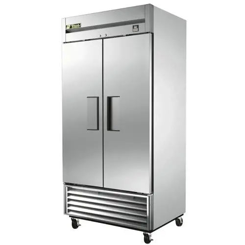 True 35-Inch Two-Section Reach-In Refrigerator 1